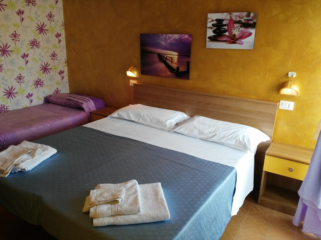 Hotel Simon Rimini Exterior photo